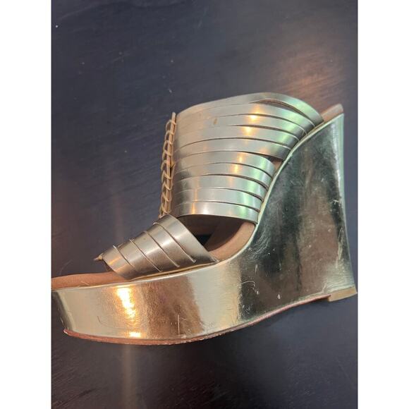Coach Petuna Gold Wedges - Picture 9 of 13